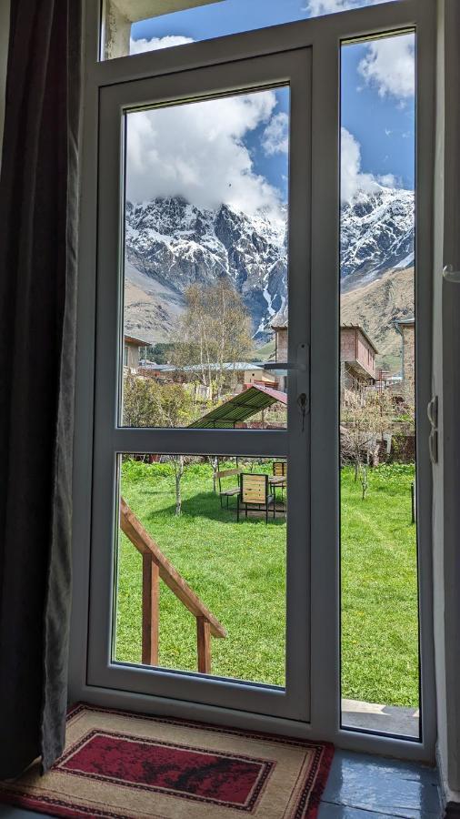Kazbegi Green Yard Eksteriør billede
